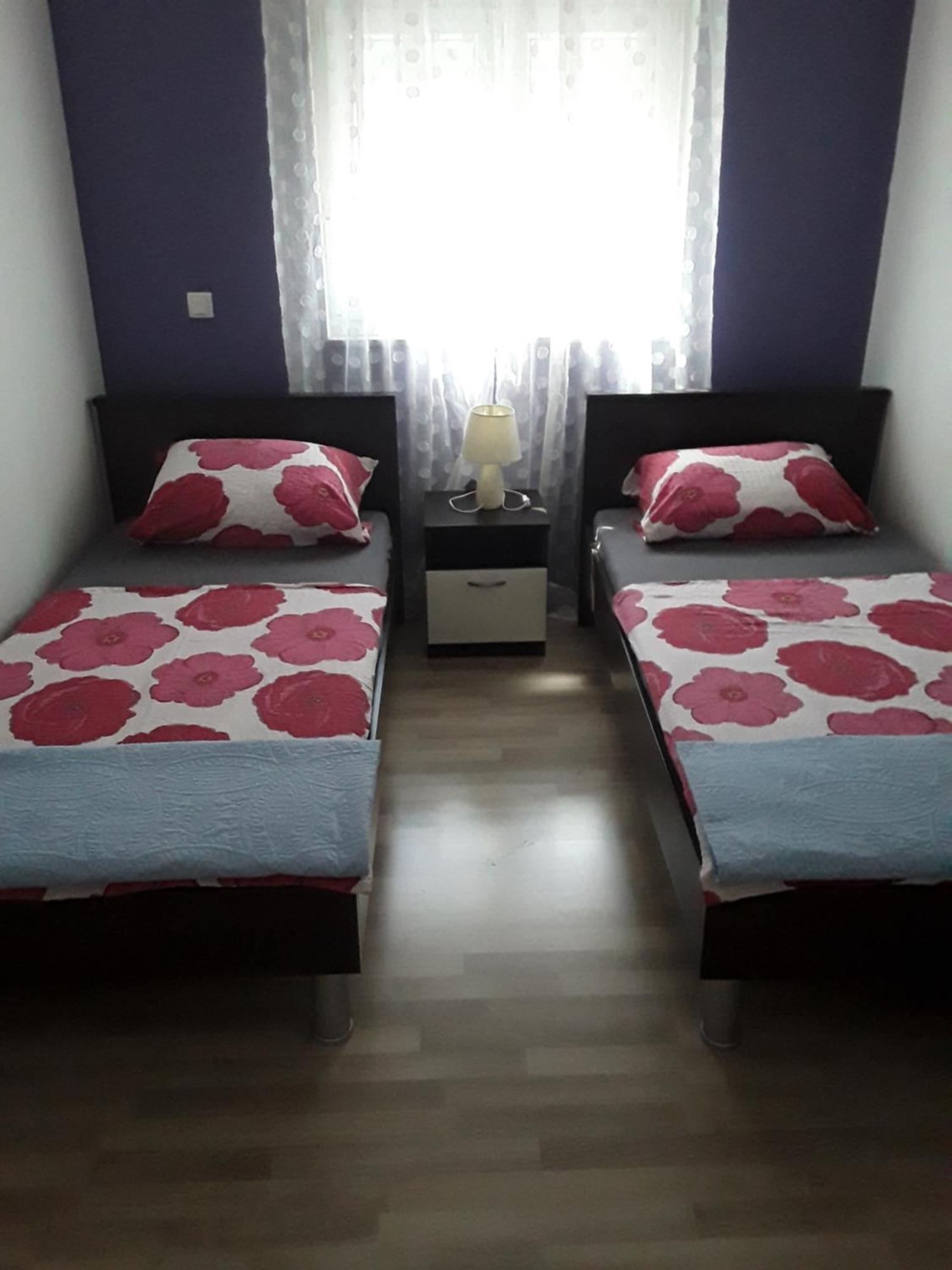 Apartmani Zoran ดราเก ภายนอก รูปภาพ
